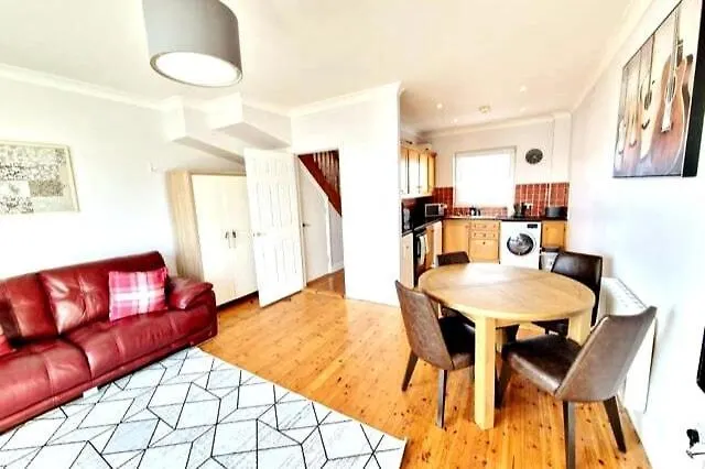 Apartament Dockland Apartment, 2 Bed, 2 Bath With Parking Galway